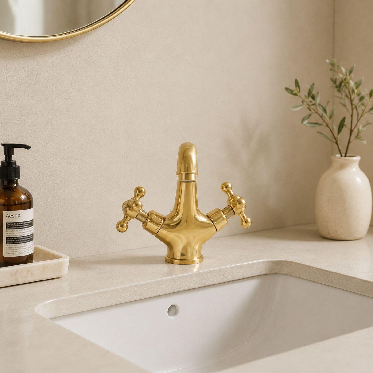 Single-Hole Bathroom Faucet – Unlacquered Brass